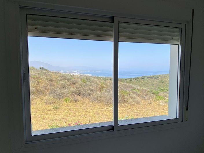 Image No.24-3 Bed Townhouse for sale