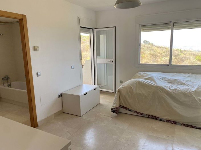 Image No.6-3 Bed Townhouse for sale