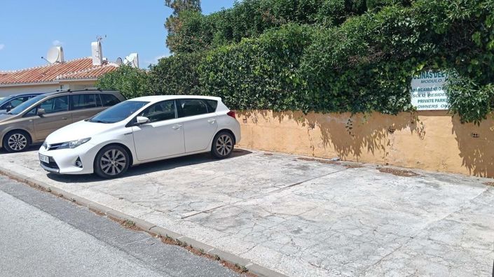 Image No.22-2 Bed Apartment for sale