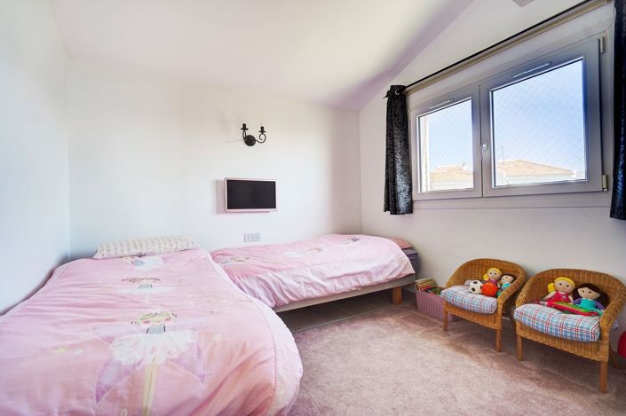 Image No.5-2 Bed Apartment for sale