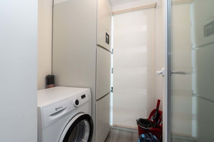 Image No.27-3 Bed Apartment for sale