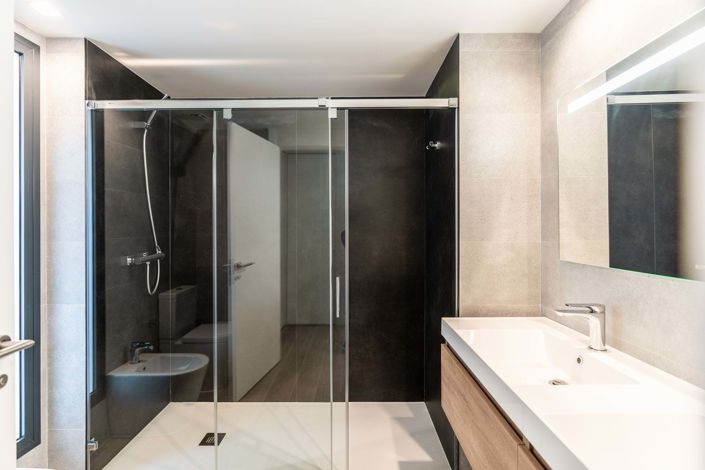 Image No.13-2 Bed Apartment for sale