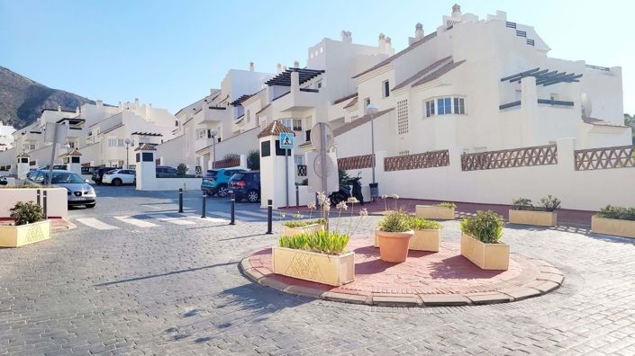 Image No.25-3 Bed Apartment for sale