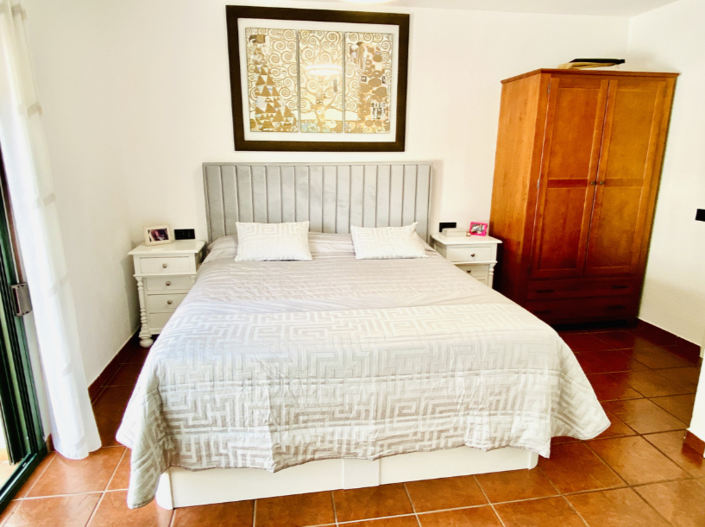 Image No.18-Apartment for sale