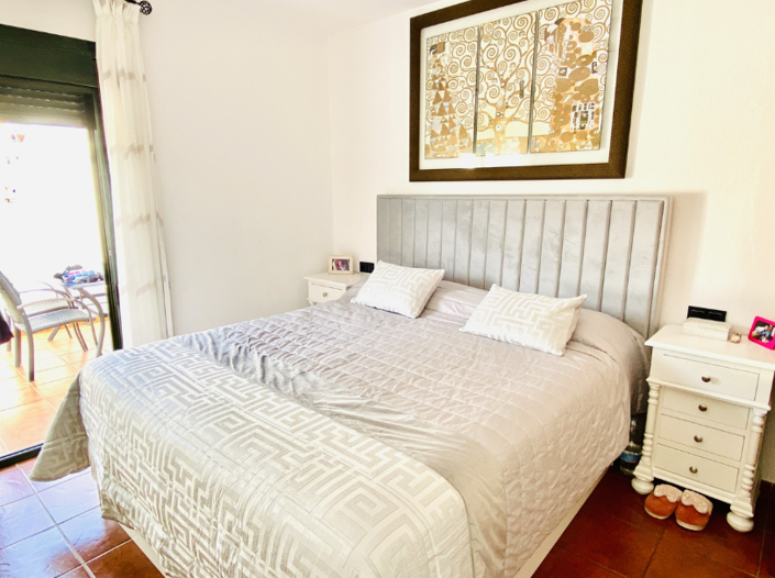 Image No.4-Apartment for sale