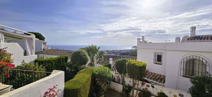 Image No.1-2 Bed Townhouse for sale