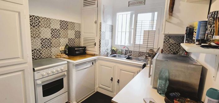 Image No.6-2 Bed Townhouse for sale