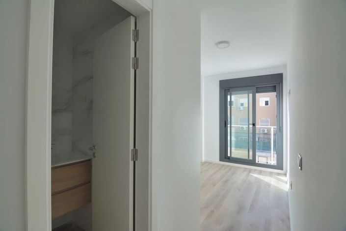 Image No.11-Appartement de 2 chambres à vendre à Fuengirola