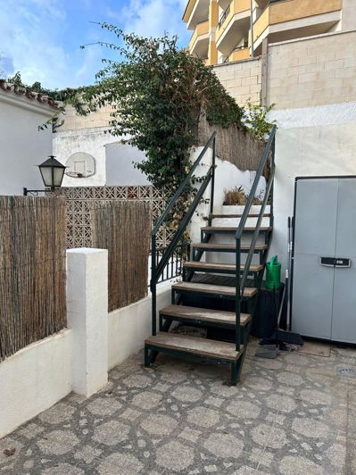 Image No.1-2 Bed Townhouse for sale