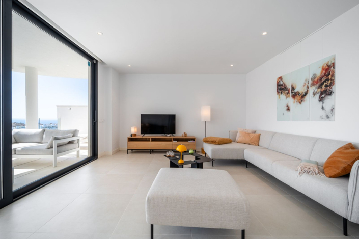 Image No.14-3 Bed Apartment for sale