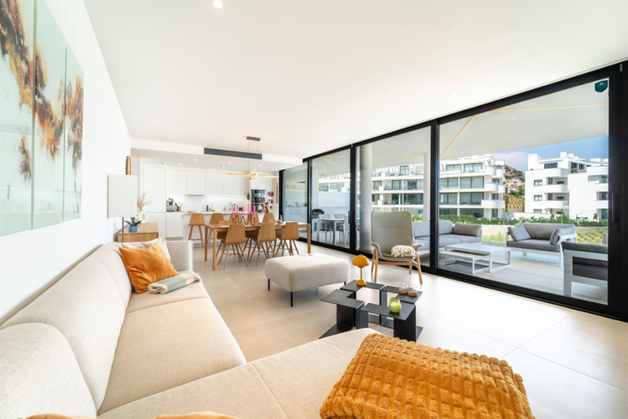 Image No.3-3 Bed Apartment for sale