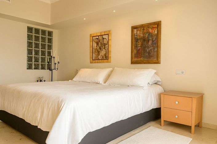 Image No.8-2 Bed Apartment for sale