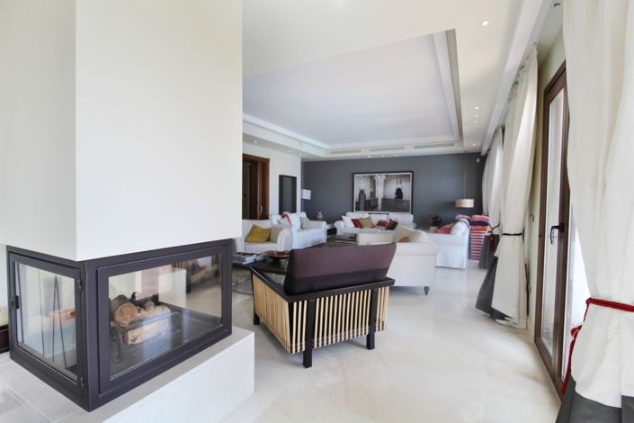 Image No.19-5 Bed Villa for sale