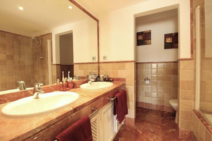 Image No.13-2 Bed Apartment for sale