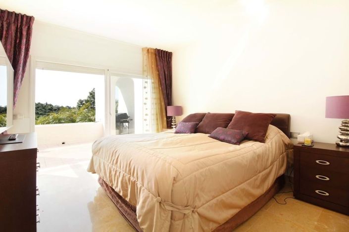 Image No.4-2 Bed Apartment for sale