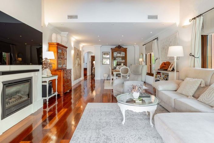 Image No.21-4 Bed Villa for sale