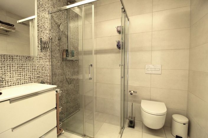 Image No.19-3 Bed Apartment for sale