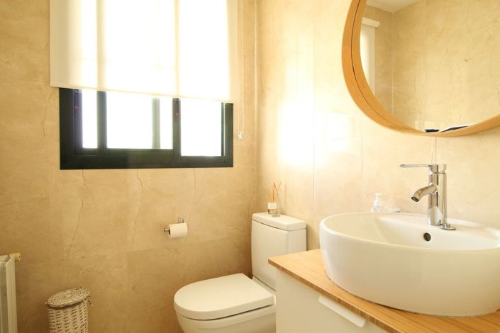 Image No.11-3 Bed Apartment for sale