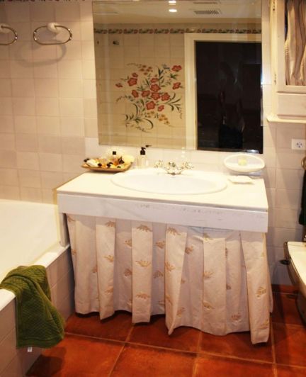 Image No.10-3 Bed Townhouse for sale