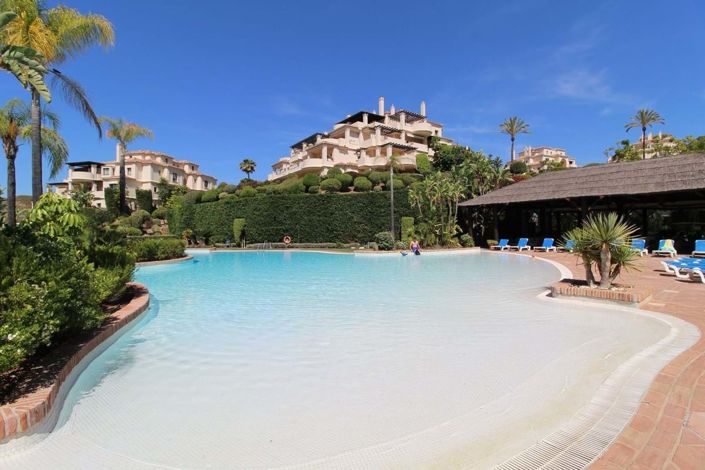 Image No.20-3 Bed Apartment for sale