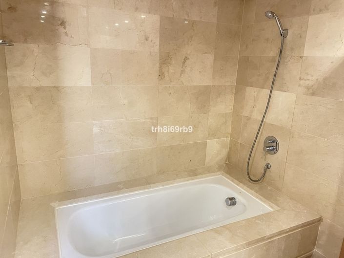 Image No.15-2 Bed Apartment for sale