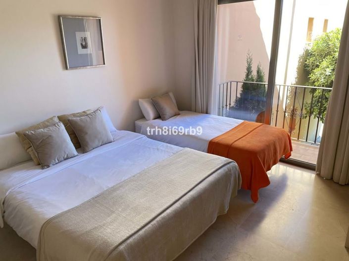 Image No.5-2 Bed Apartment for sale