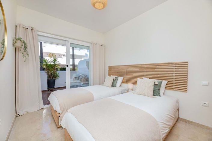 Image No.6-2 Bed Apartment for sale