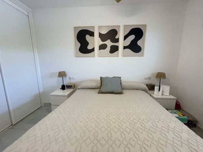 Image No.4-4 Bed Apartment for sale