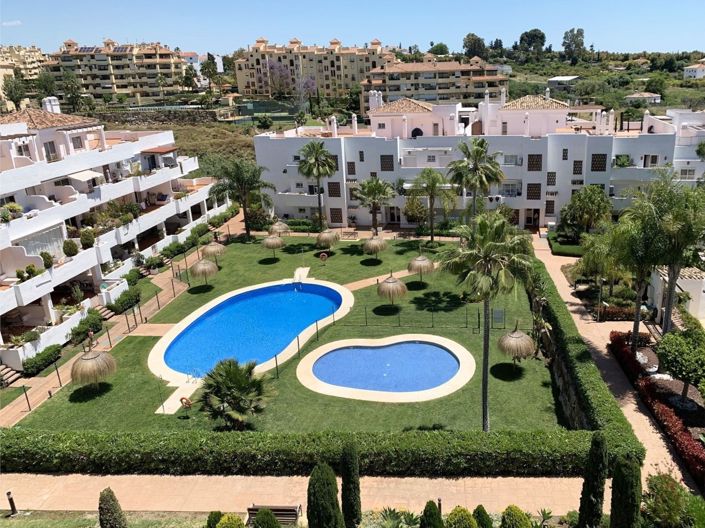 Image No.1-Appartement de 2 chambres à vendre à Estepona