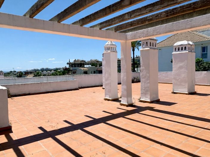 Image No.15-2 Bed Apartment for sale