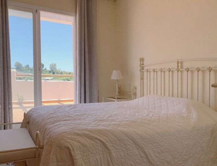 Image No.5-2 Bed Apartment for sale