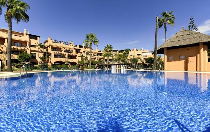 Image No.1-Appartement de 2 chambres à vendre à Estepona