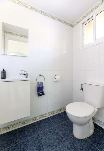 Image No.14-3 Bed Townhouse for sale