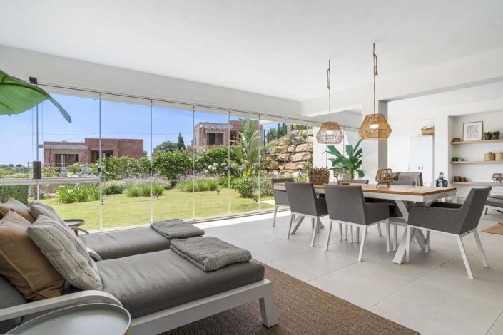 Image No.2-Appartement de 2 chambres à vendre à Estepona