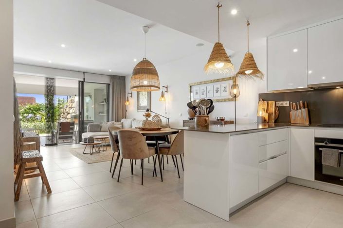 Image No.7-Appartement de 2 chambres à vendre à Estepona