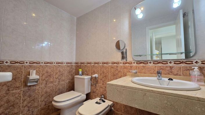 Image No.15-2 Bed Apartment for sale