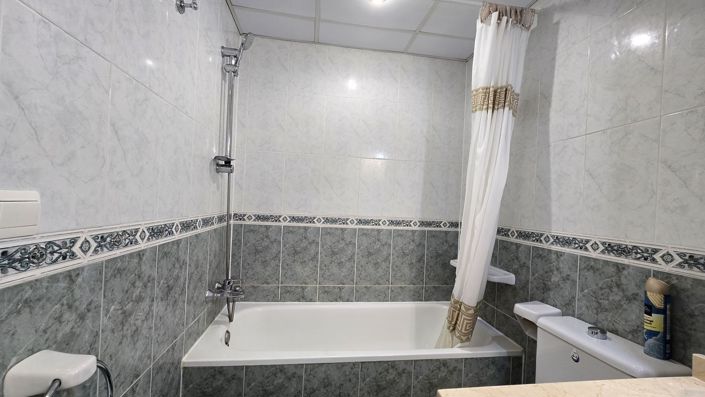 Image No.18-2 Bed Apartment for sale