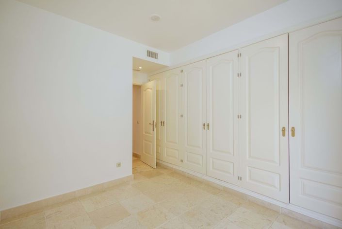 Image No.24-2 Bed Apartment for sale