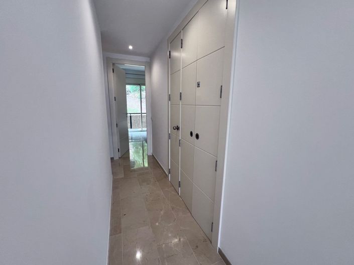 Image No.37-2 Bed Townhouse for sale