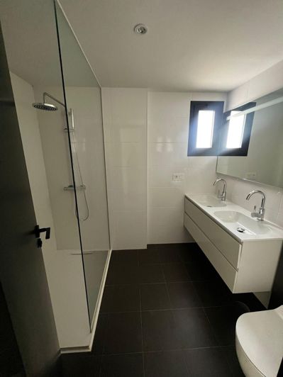 Image No.9-4 Bed Apartment for sale