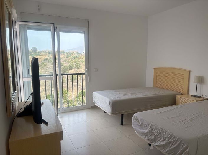 Image No.5-2 Bed Apartment for sale