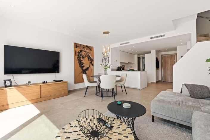 Image No.10-3 Bed Townhouse for sale