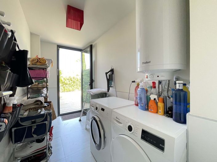 Image No.27-2 Bed Apartment for sale