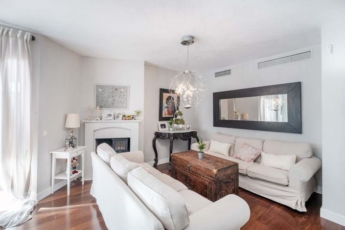 Image No.12-2 Bed Apartment for sale