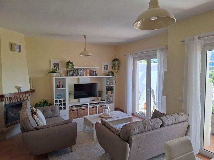 Image No.4-2 Bed Townhouse for sale