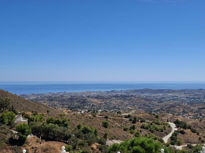 Image No.45-2 Bed Townhouse for sale