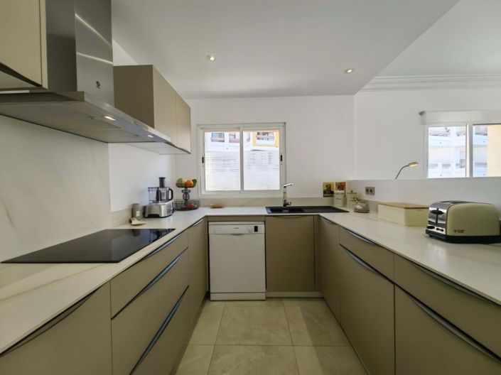 Image No.21-Appartement de 3 chambres à vendre à Estepona