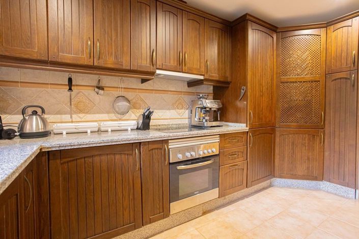 Image No.16-2 Bed Apartment for sale