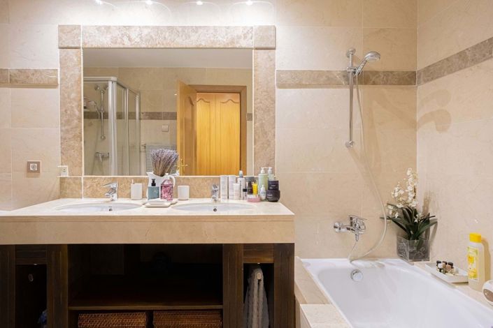 Image No.19-2 Bed Apartment for sale