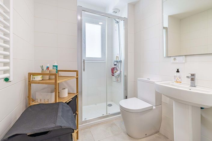 Image No.21-3 Bed Apartment for sale